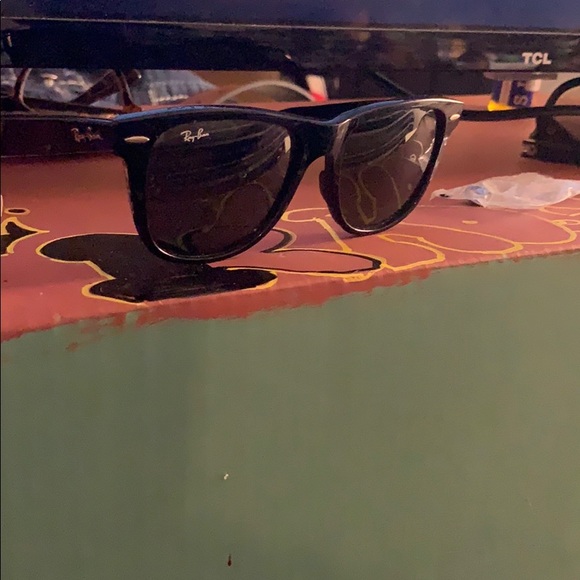 Ray ban wayfarer - Picture 1 of 2